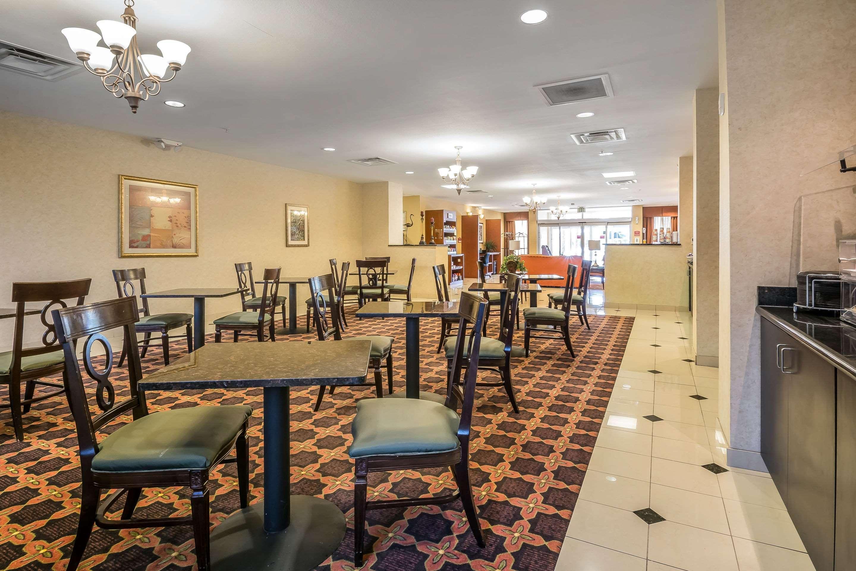Comfort Suites West Jacksonville Esterno foto