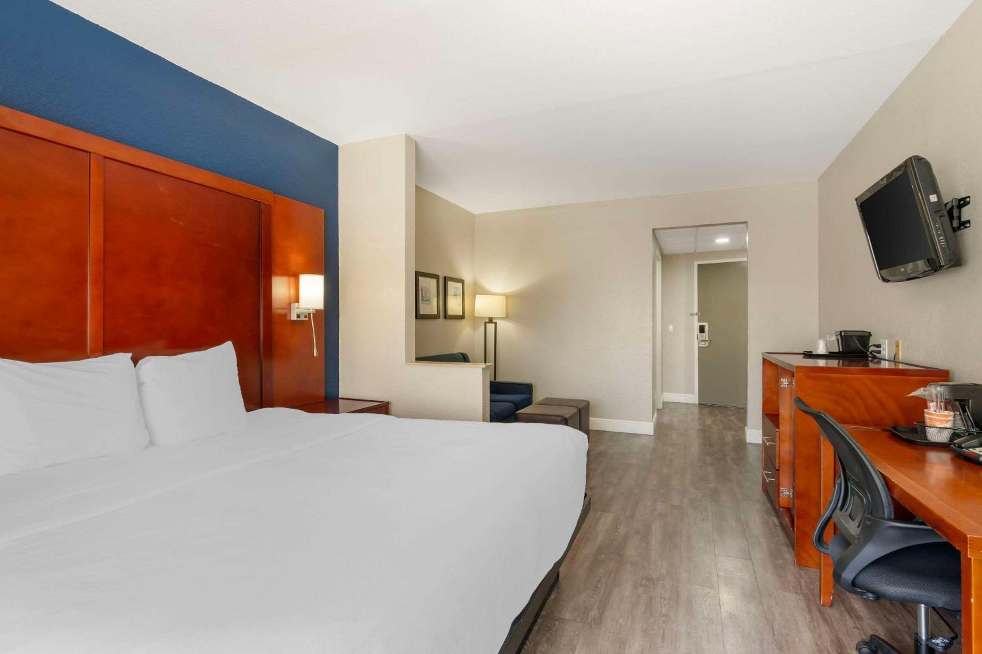 Comfort Suites West Jacksonville Esterno foto